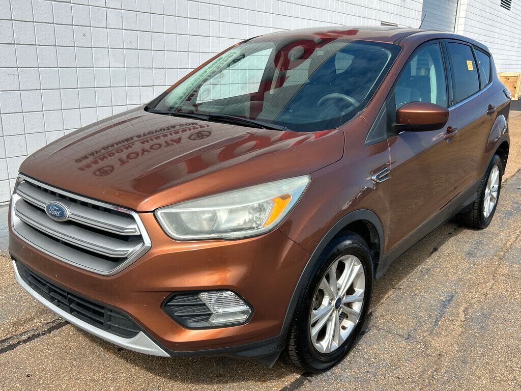 2017 FORD Escape