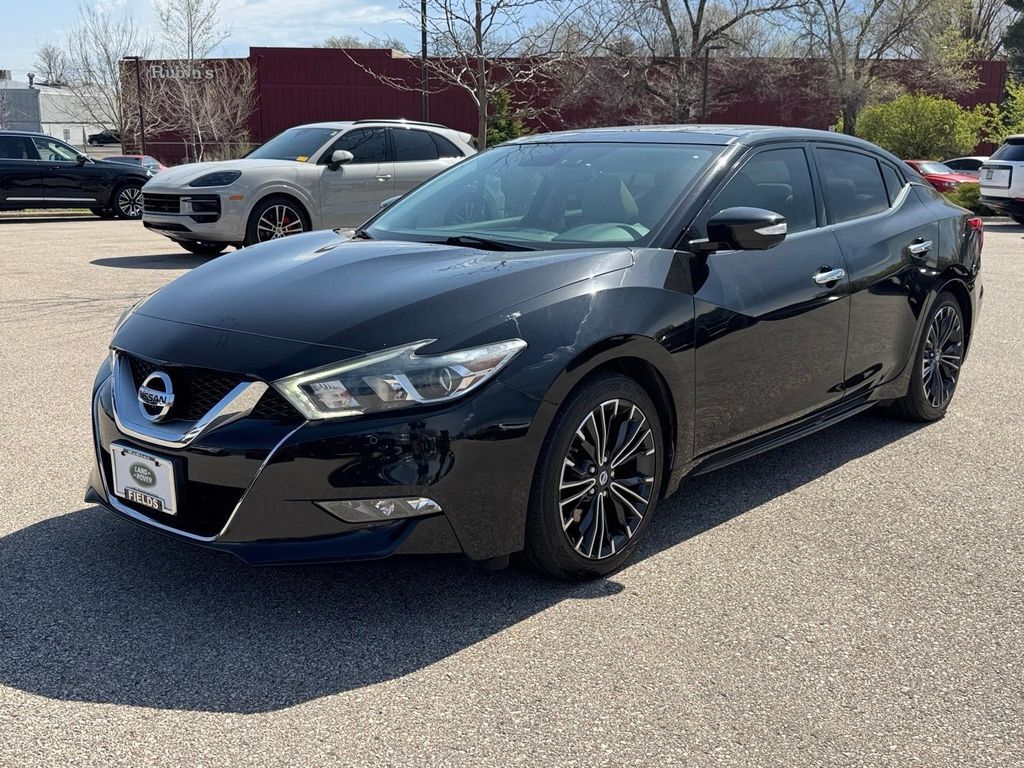 2016 NISSAN Maxima