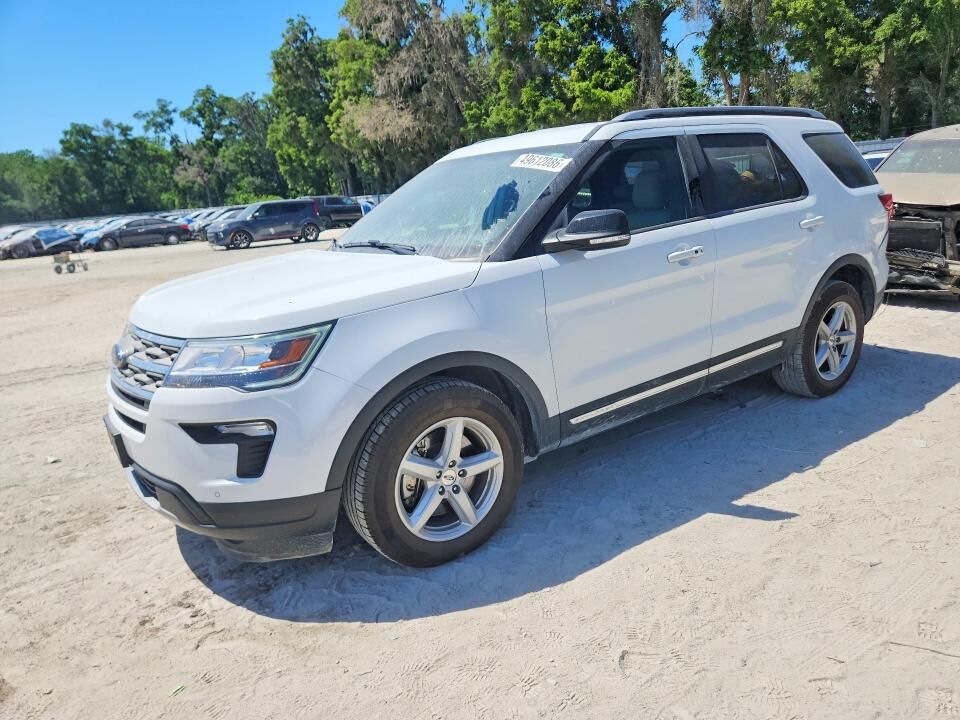 2018 FORD Explorer
