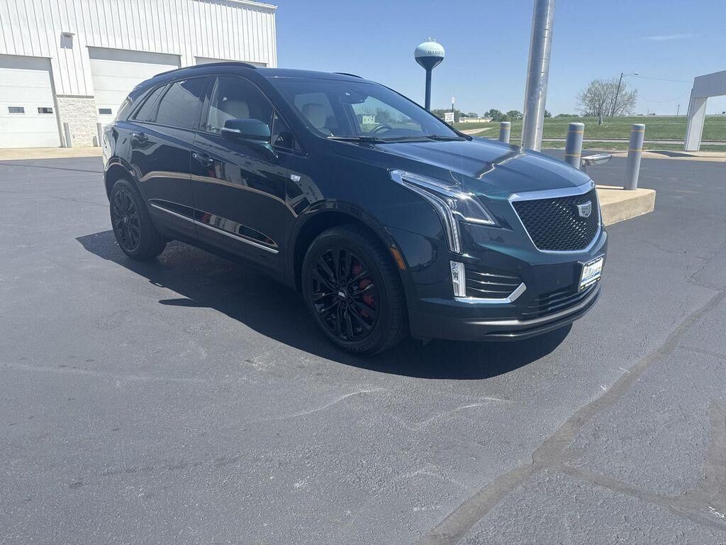 2025 CADILLAC XT5
