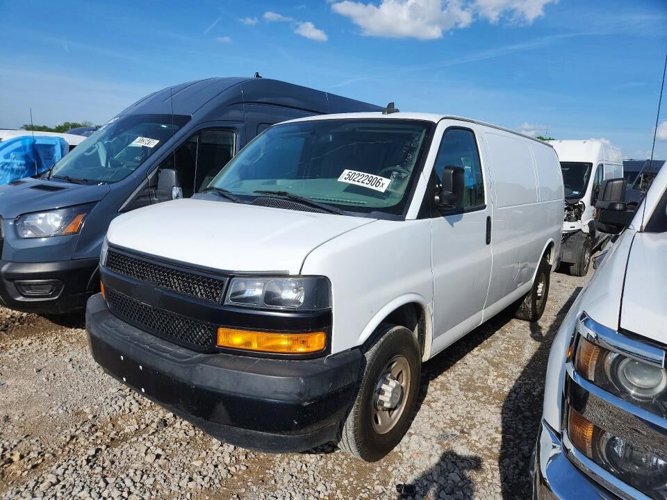 2020 CHEVROLET Express
