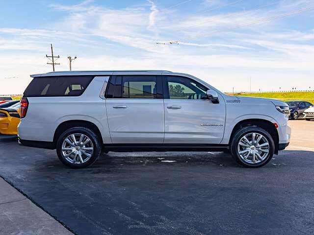 2024 CHEVROLET Suburban