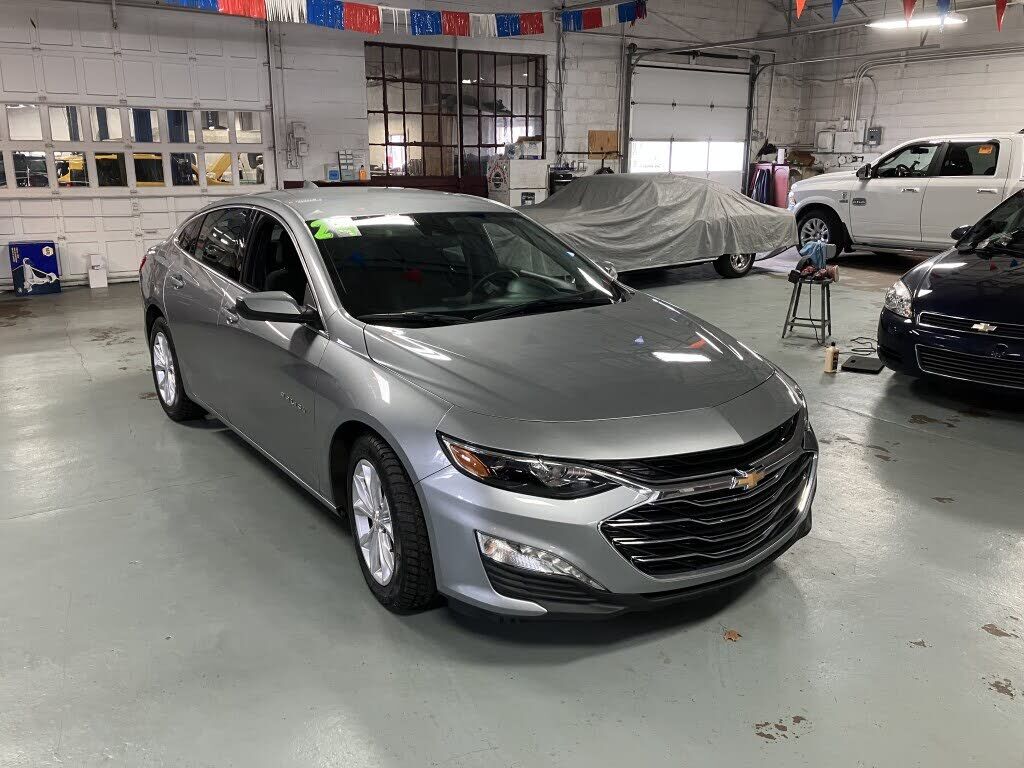 2024 CHEVROLET Malibu