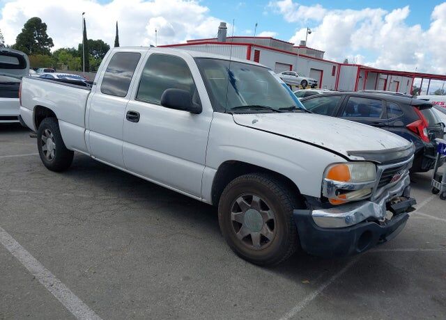 2003 GMC Sierra