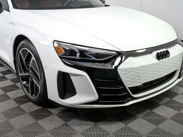 2023 AUDI RS e-tron GT