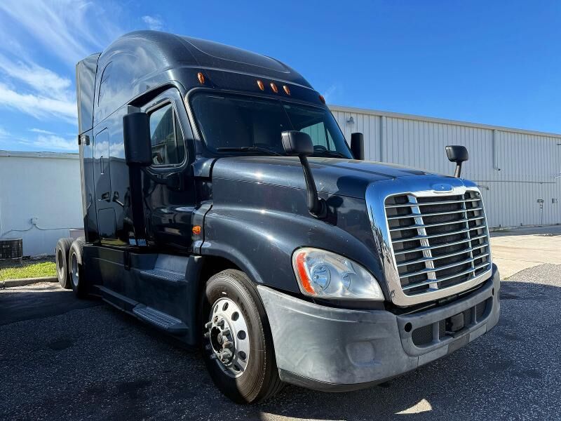 2018 FREIGHTLINER Cascadia