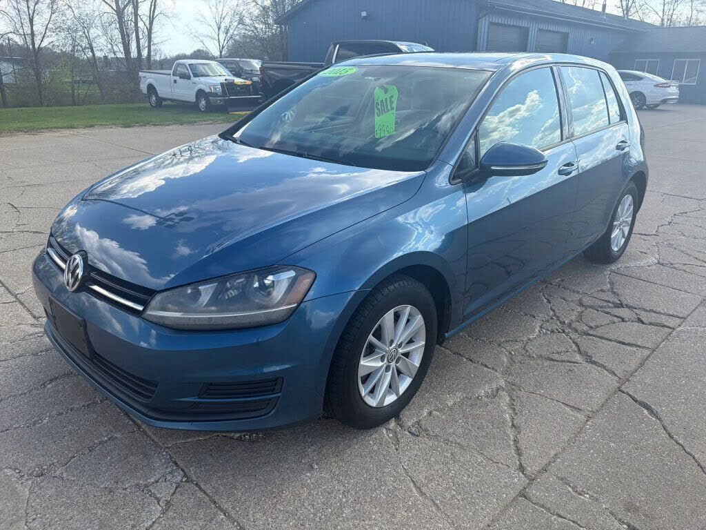 2015 VOLKSWAGEN Golf