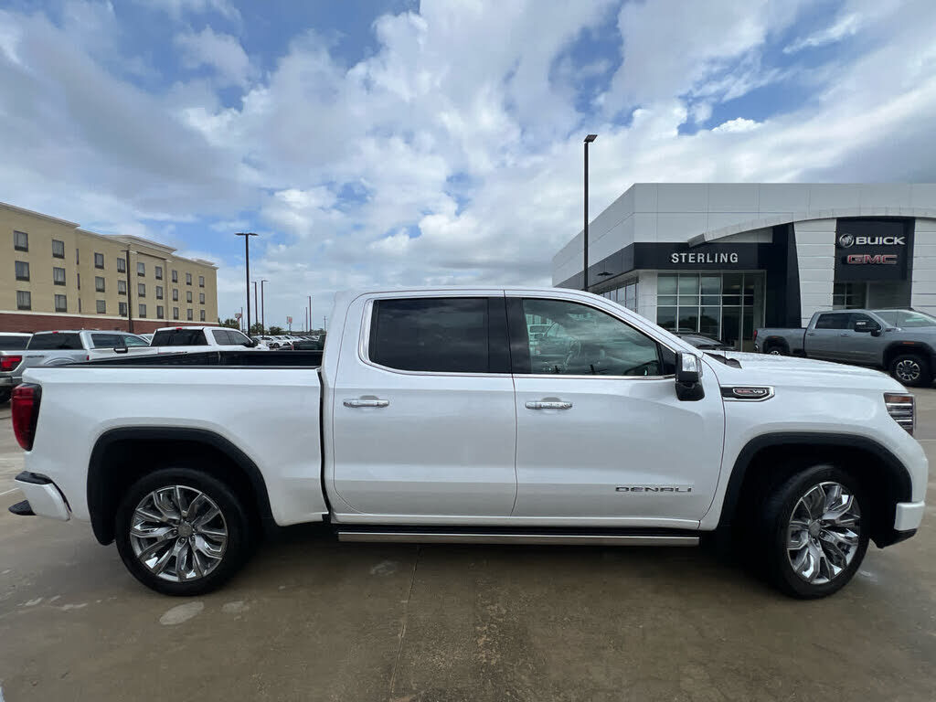 2024 GMC Sierra