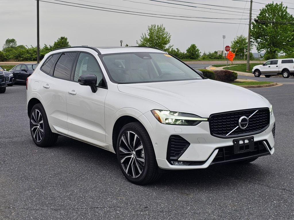 2024 VOLVO XC60