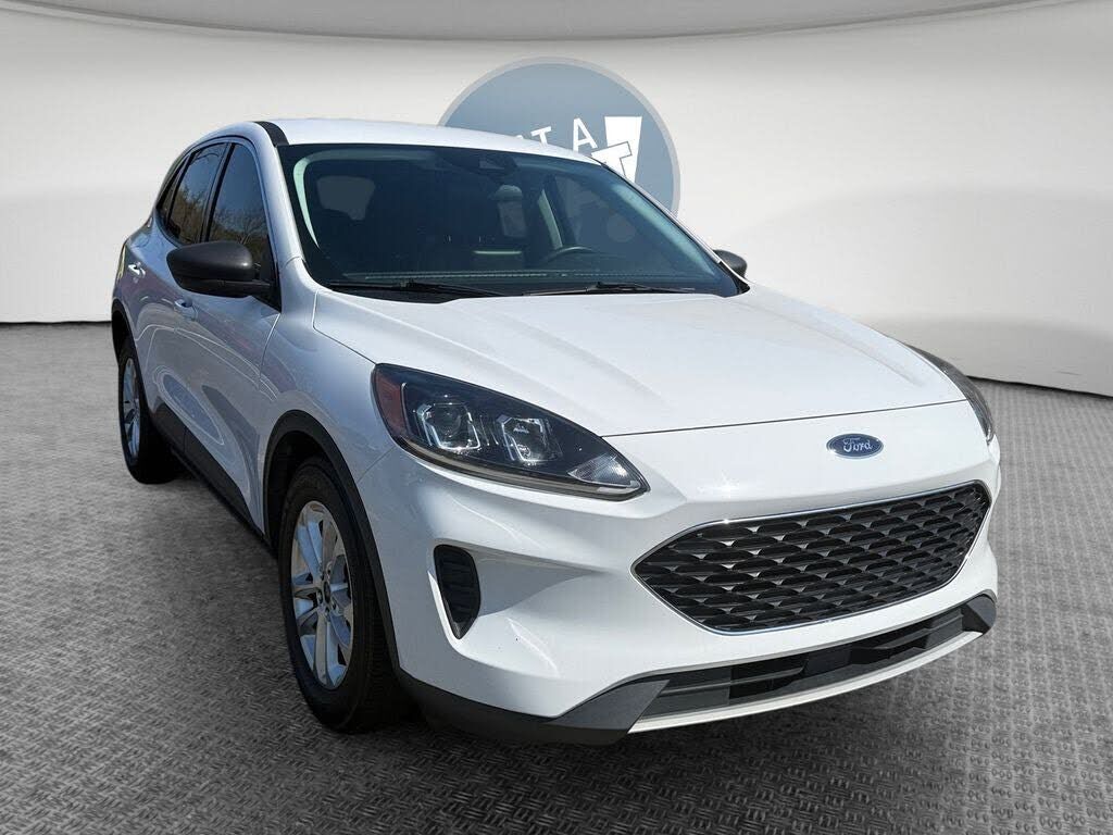 2022 FORD Escape