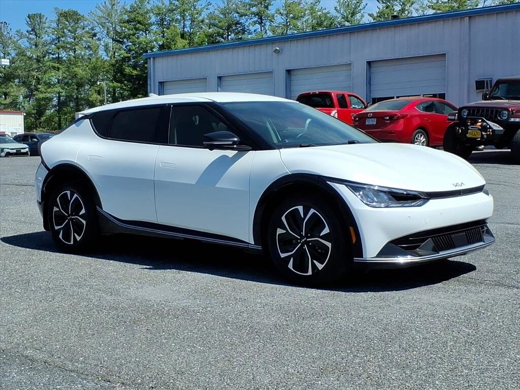 2023 KIA EV6