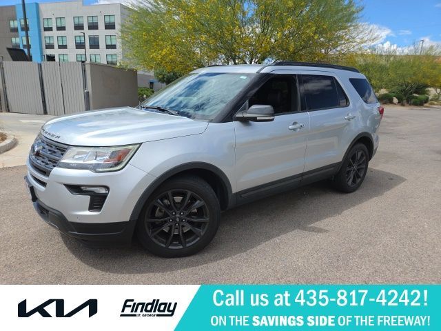 2018 FORD Explorer