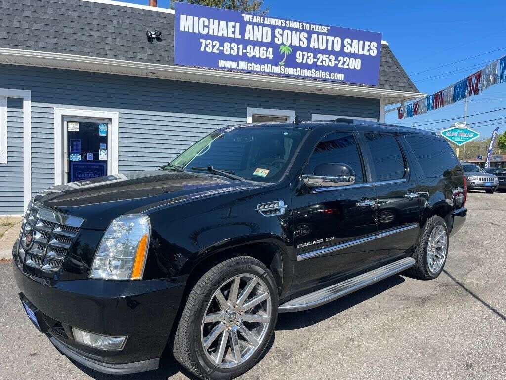 2013 CADILLAC Escalade
