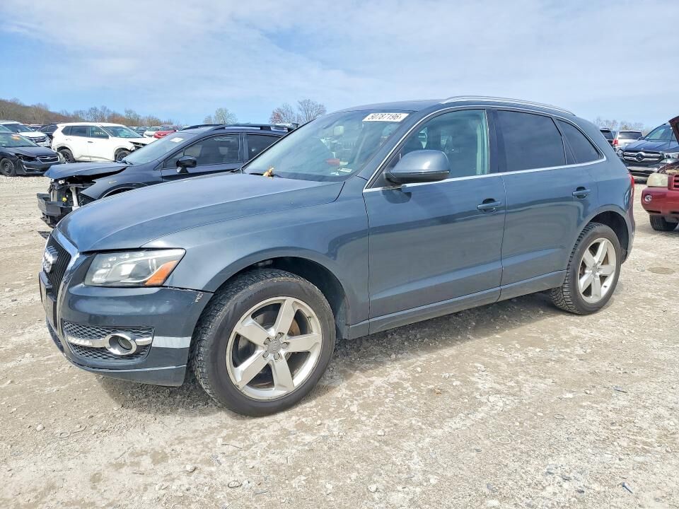 2009 AUDI Q5
