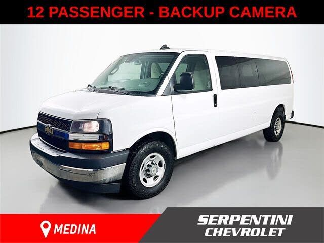 2020 CHEVROLET Express