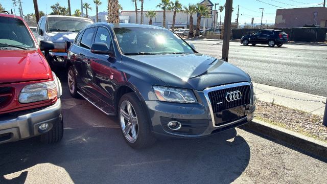 2011 AUDI Q5