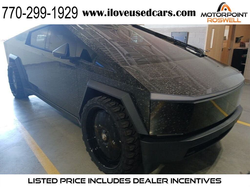 2024 TESLA Cybertruck