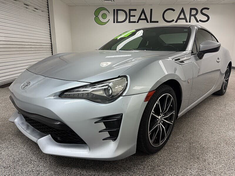 2017 TOYOTA 86