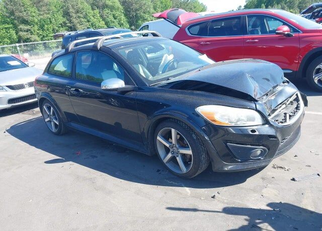 2011 VOLVO C30