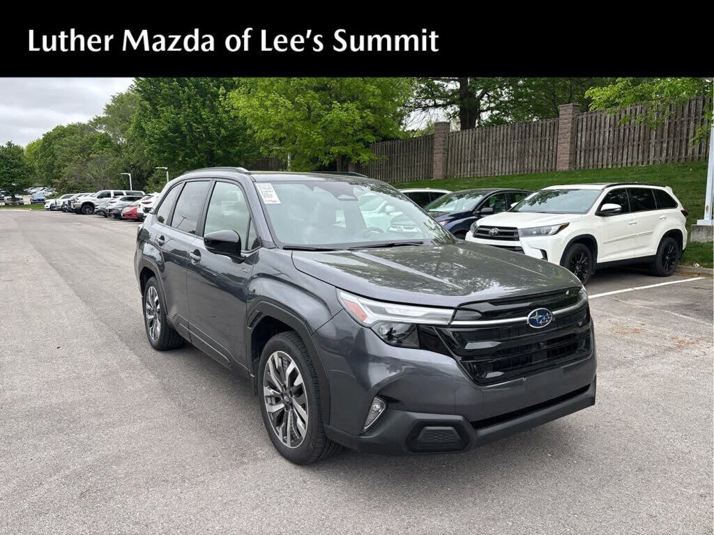 2025 SUBARU Forester