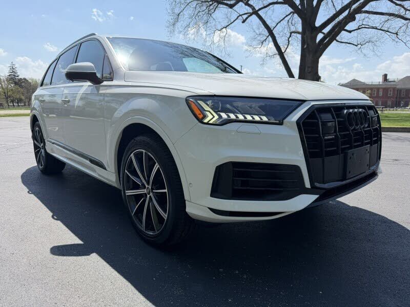 2023 AUDI Q7