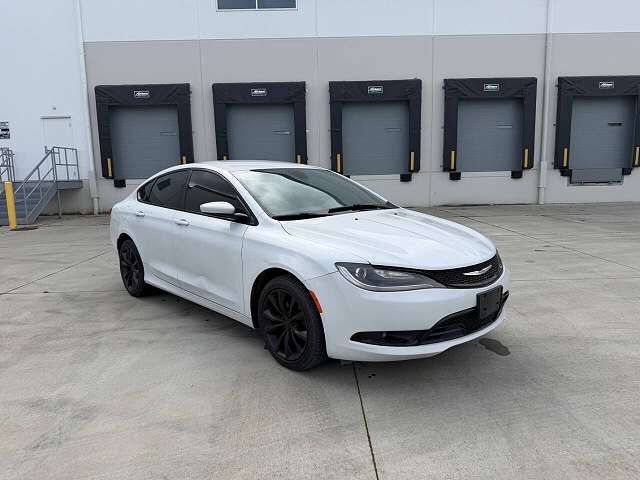 2015 CHRYSLER 200