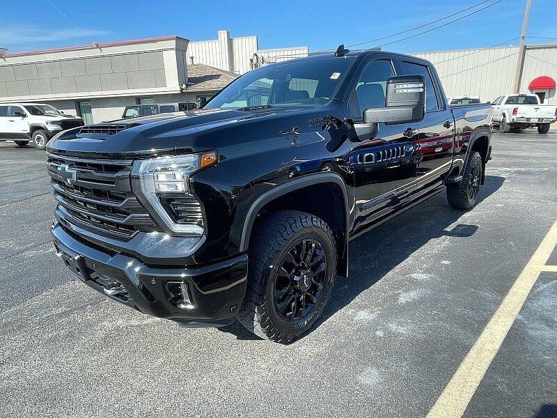 2025 CHEVROLET Silverado HD