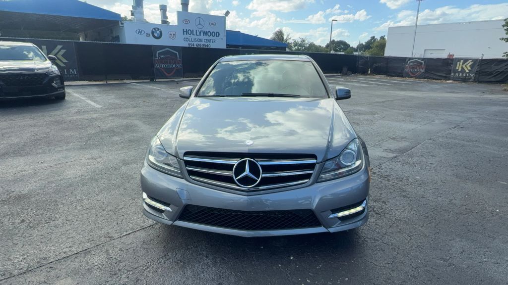 2014 MERCEDES-BENZ C-Class