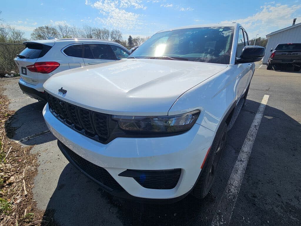 2024 JEEP Grand Cherokee