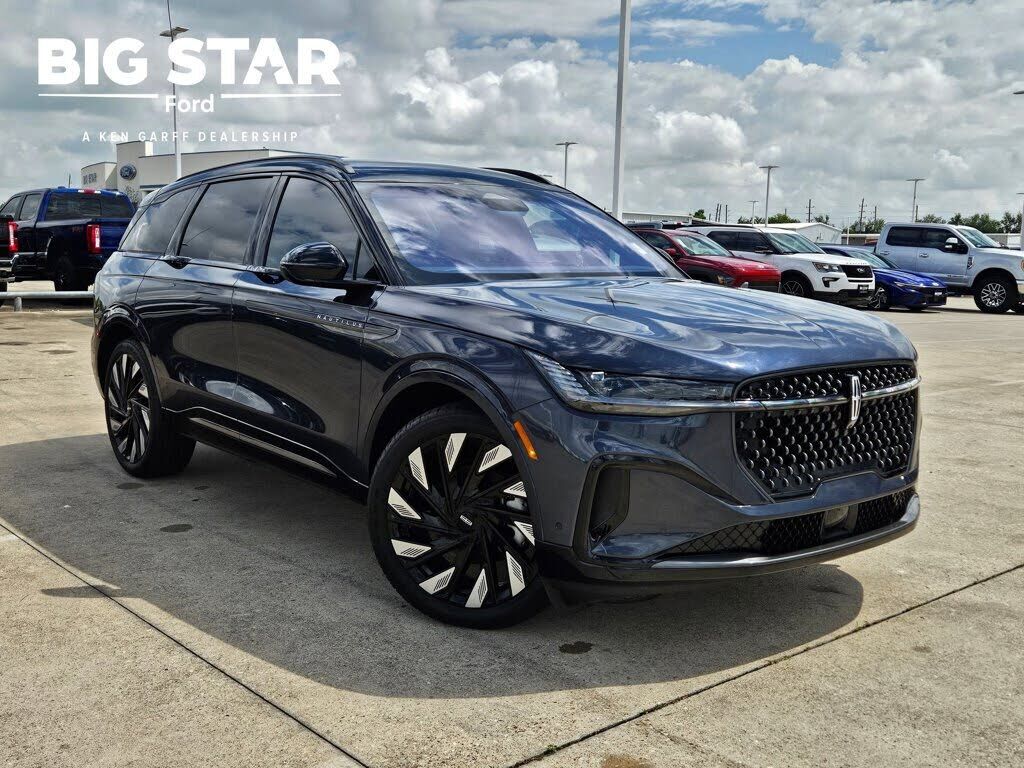 2024 LINCOLN Nautilus