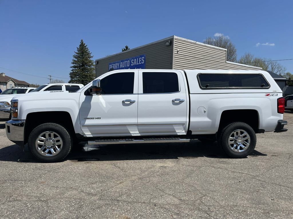 2018 CHEVROLET Silverado