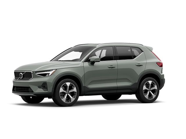 2023 VOLVO XC40