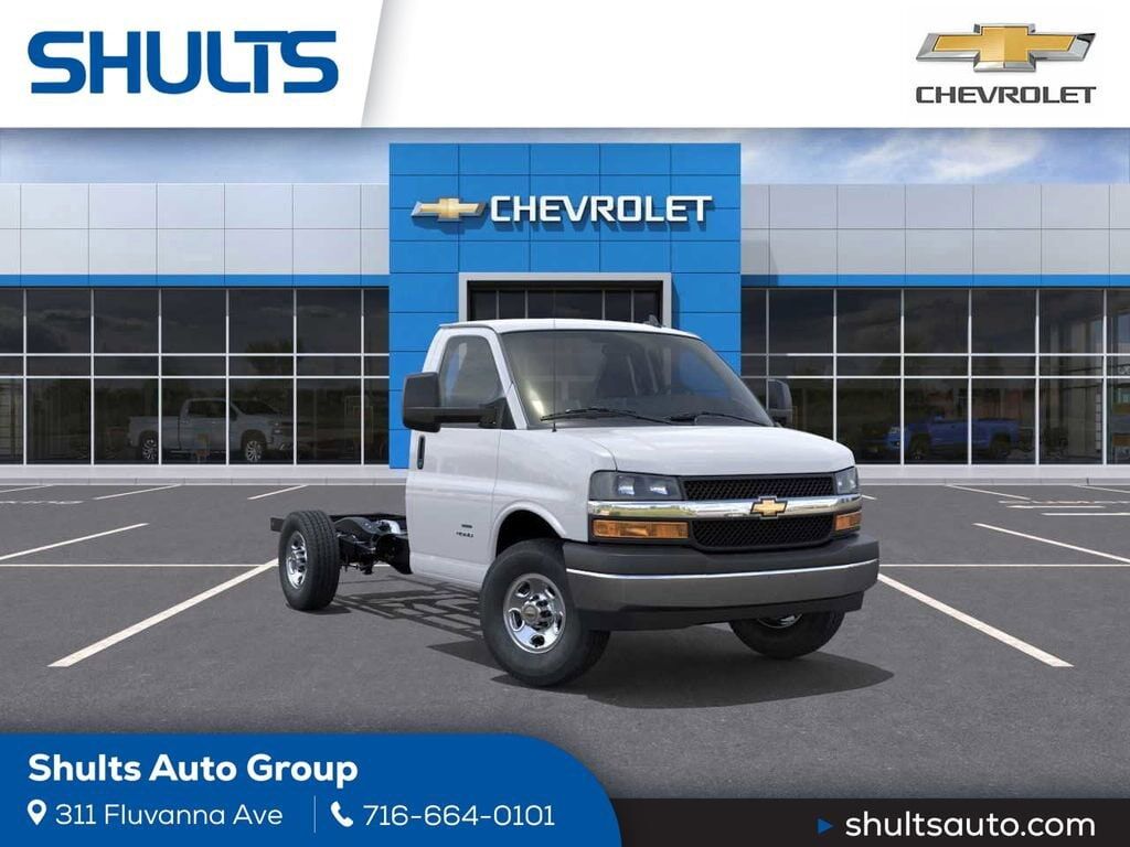 2025 CHEVROLET Express
