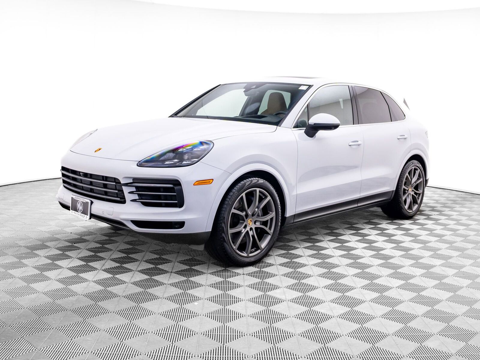 2023 PORSCHE Cayenne
