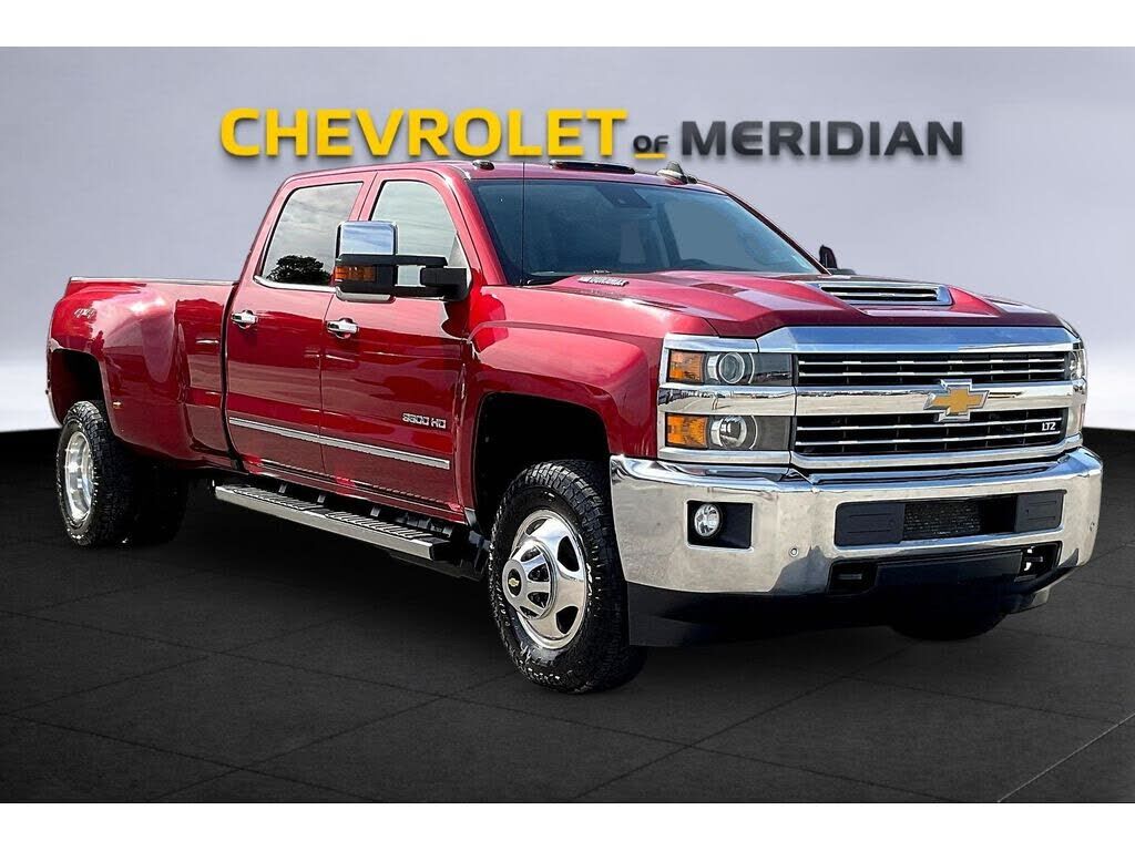 2018 CHEVROLET Silverado