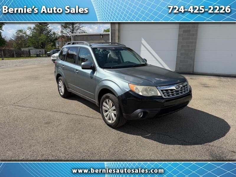 2011 SUBARU Forester