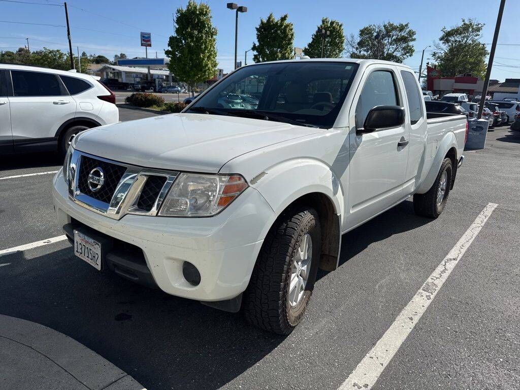 2017 NISSAN Frontier
