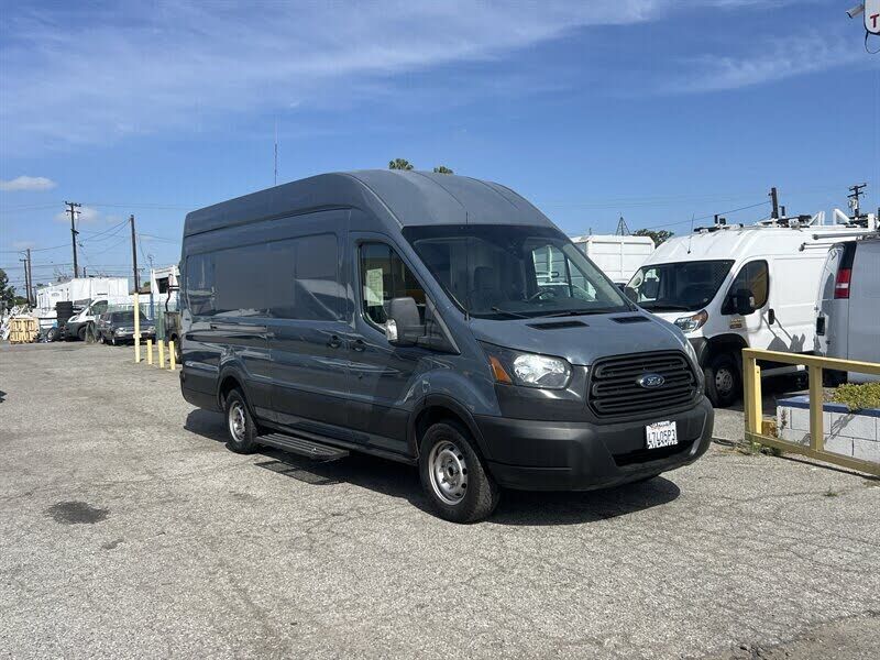 2019 FORD Transit