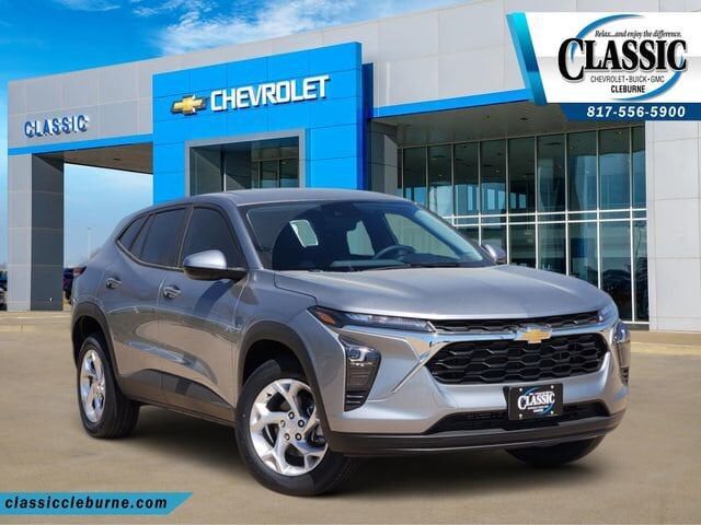 2026 CHEVROLET Trax