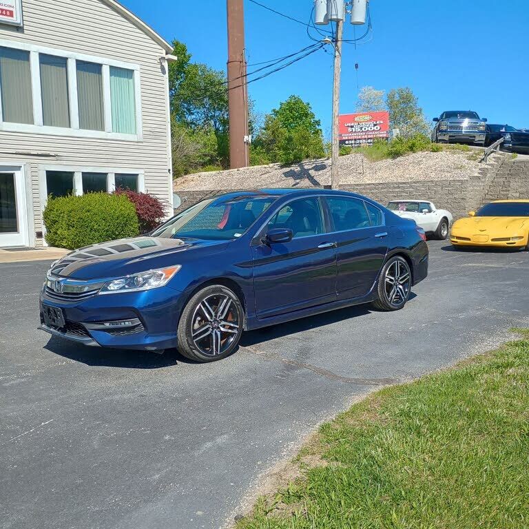 2017 HONDA Accord