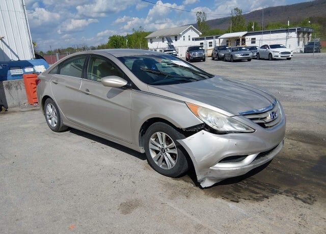 2011 HYUNDAI Sonata