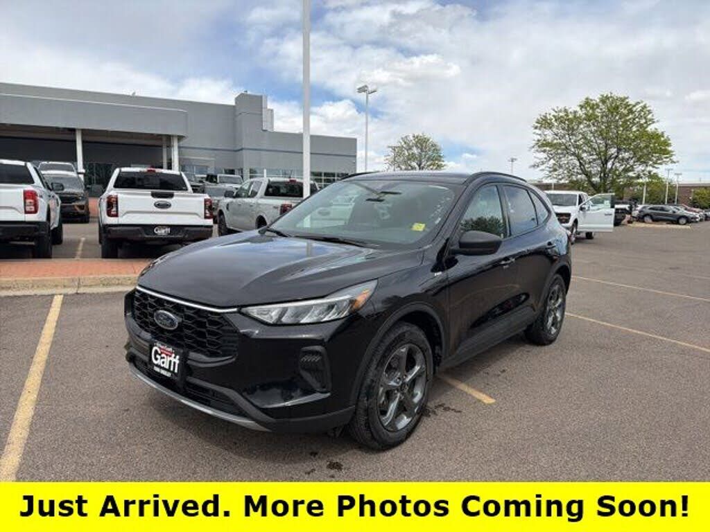 2025 FORD Escape