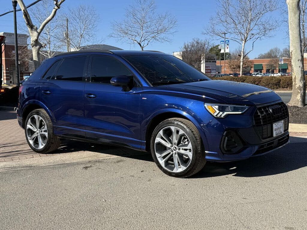 2021 AUDI Q3