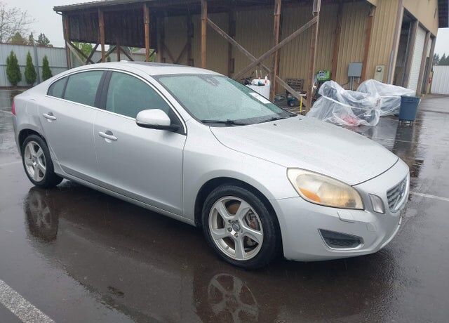 2012 VOLVO S60