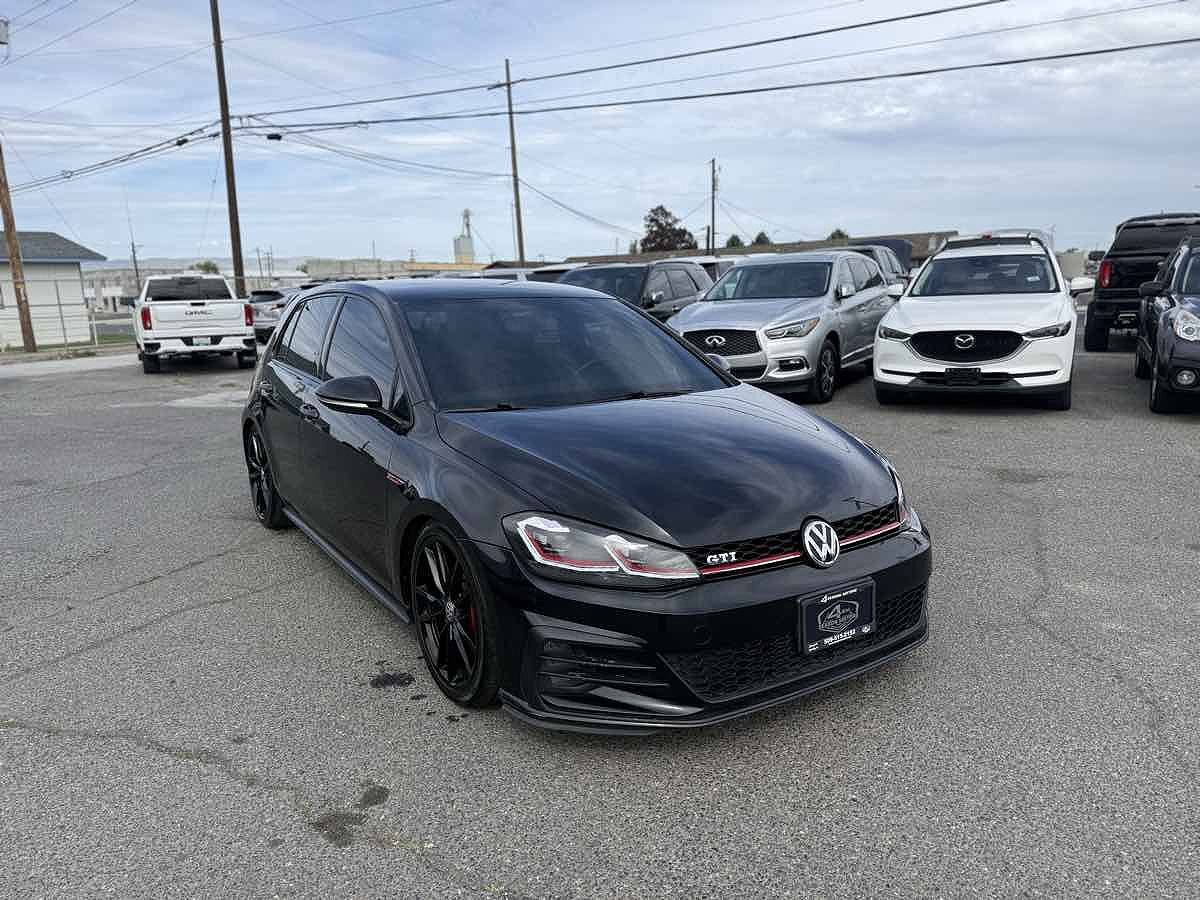 2018 VOLKSWAGEN Golf GTI