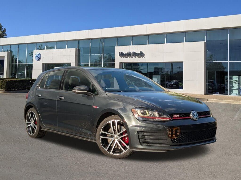 2017 VOLKSWAGEN Golf GTI