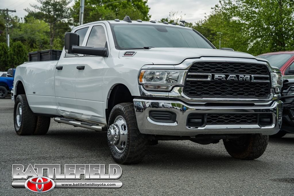 2022 RAM 3500