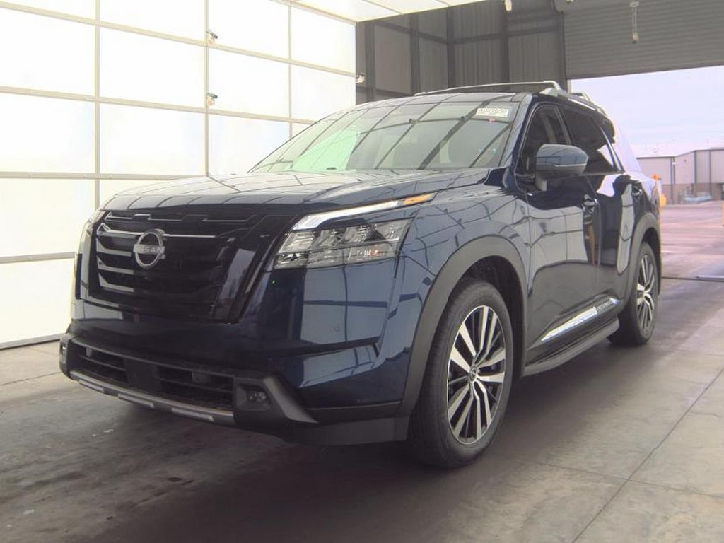 2024 NISSAN Pathfinder