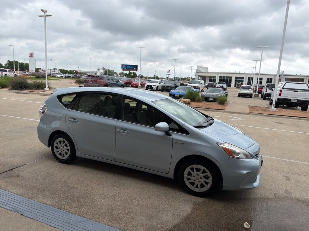 2013 TOYOTA Prius