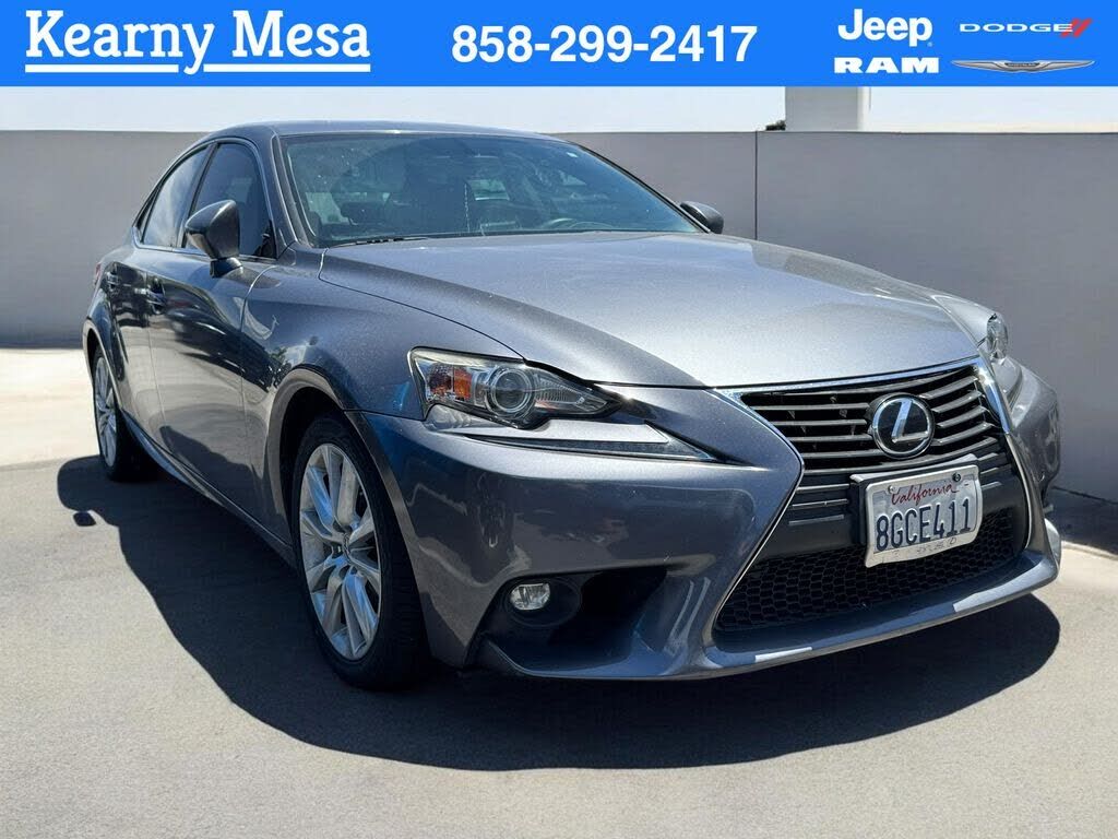2016 LEXUS IS